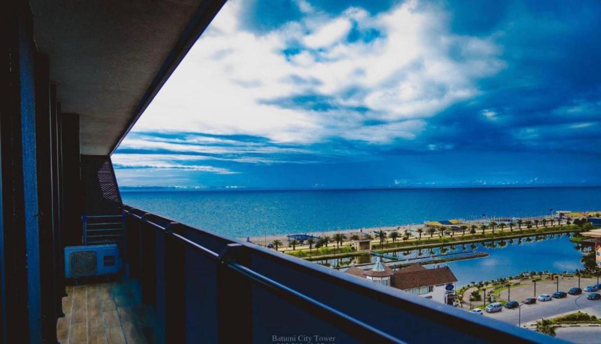 Aparthotel Orbi City Sea View Batumi Zewnętrze zdjęcie
