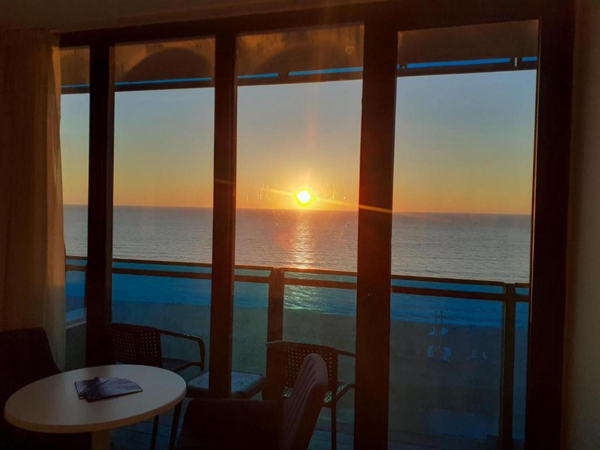 Aparthotel Orbi City Sea View Batumi Zewnętrze zdjęcie